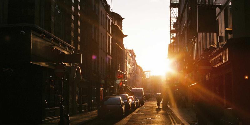 金融互助平台如何利用大数据技术实现动态风险评估：为您的理财规划保驾护航